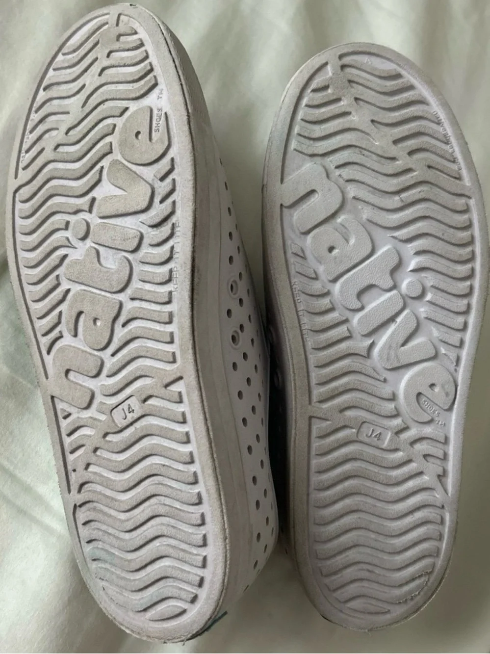 Native Jefferson Slip-On Shoes in White with Green Side Panels, J4